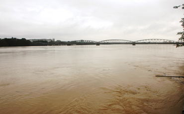  Sông Hương sẽ được nạo vét khơi thông dòng chảy để thoát lũ 